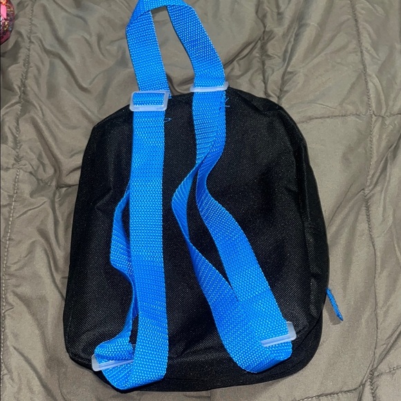 Super Mario 10” Backpack with Holographic Colorful Design - Picture 3 of 5